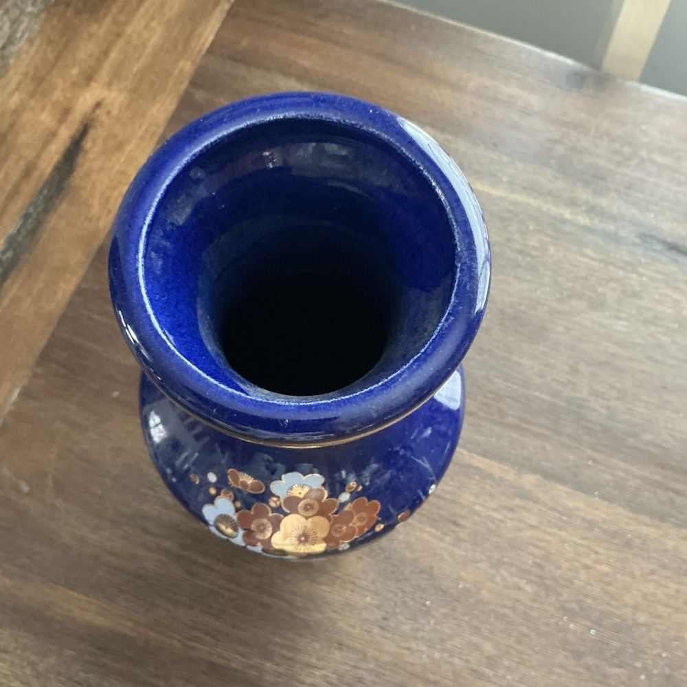 VTG Japanese Cobalt Blue Floral Vase with Gold Trim – 10" Hand-Painted Porcelain - Picture 8 of 11